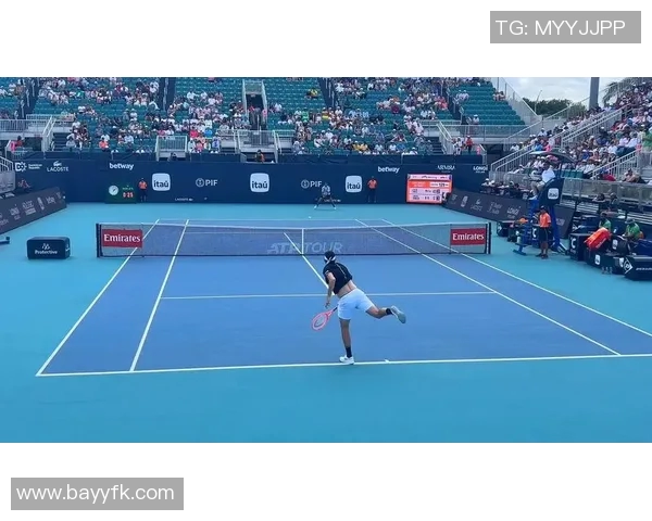 武汉网球队状态引发热议球迷对表现和未来发展各执己见